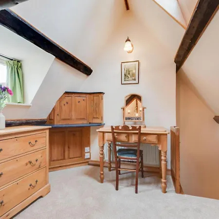 Дом отдыха 2 Bed In Oc-w1032