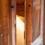 Holiday home 2 Bed In Oc-w1032 *