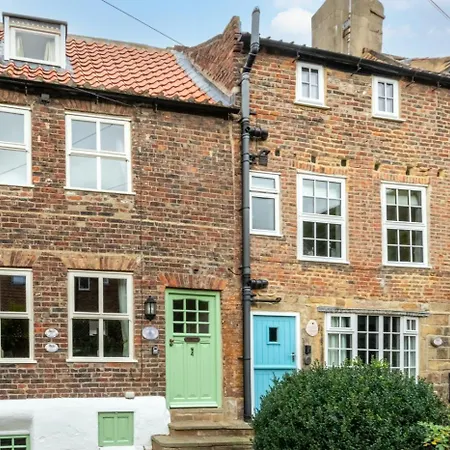 2 Bed In Oc-w1032 Vakantiehuis *